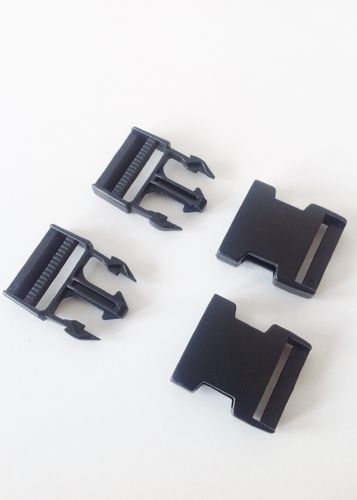 40mm Black Plastic Side Release Buckles x 2